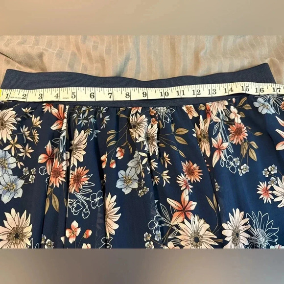 Torrid Black Floral Chiffon Maxi Skirt - Picture 6 of 7